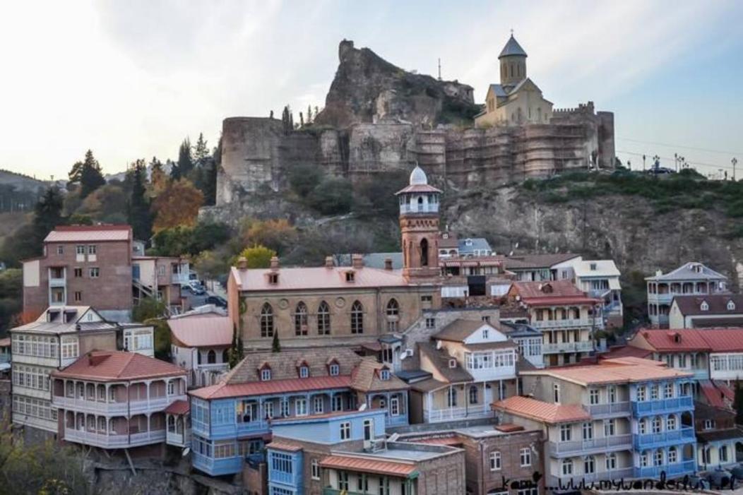 Avlabari Apartment - New One Tbilisi ภายนอก รูปภาพ