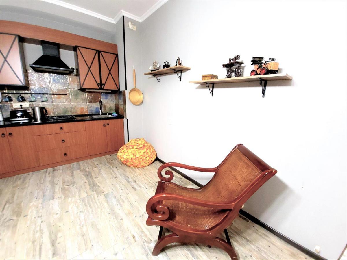 Avlabari Apartment - New One Tbilisi ภายนอก รูปภาพ
